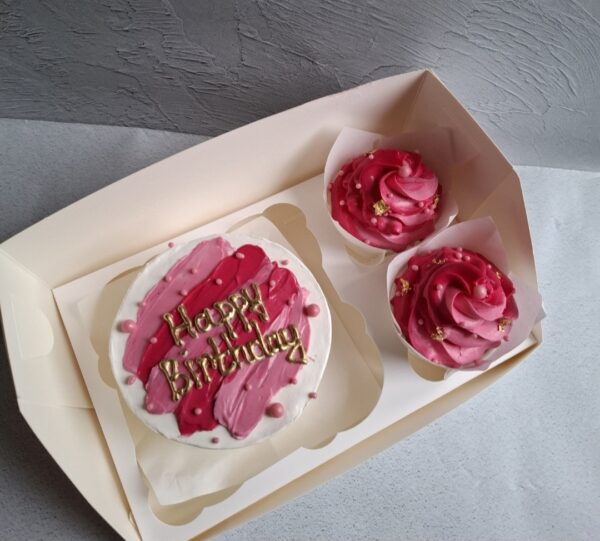 Набор бенто и 2 капкейков «Happy Birthday»